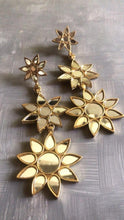 Load image into Gallery viewer, Gold Teen Sitara Earring