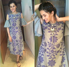 Load image into Gallery viewer, Crescent Ghungroo Fringe Collar Necklace