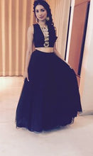 Load image into Gallery viewer, Gold Crescent Ghungroo Earrings