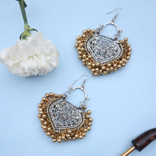 Load image into Gallery viewer, Paan & Gold Ghungroo Earrings