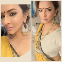 Load image into Gallery viewer, Crescent Ghungroo Earrings