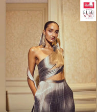 Load image into Gallery viewer, Silver Long Lustre Earrings
