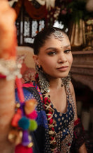 Load image into Gallery viewer, Kasturi Wagh in our Silver &amp; Pearl Filigree Maangtikka
