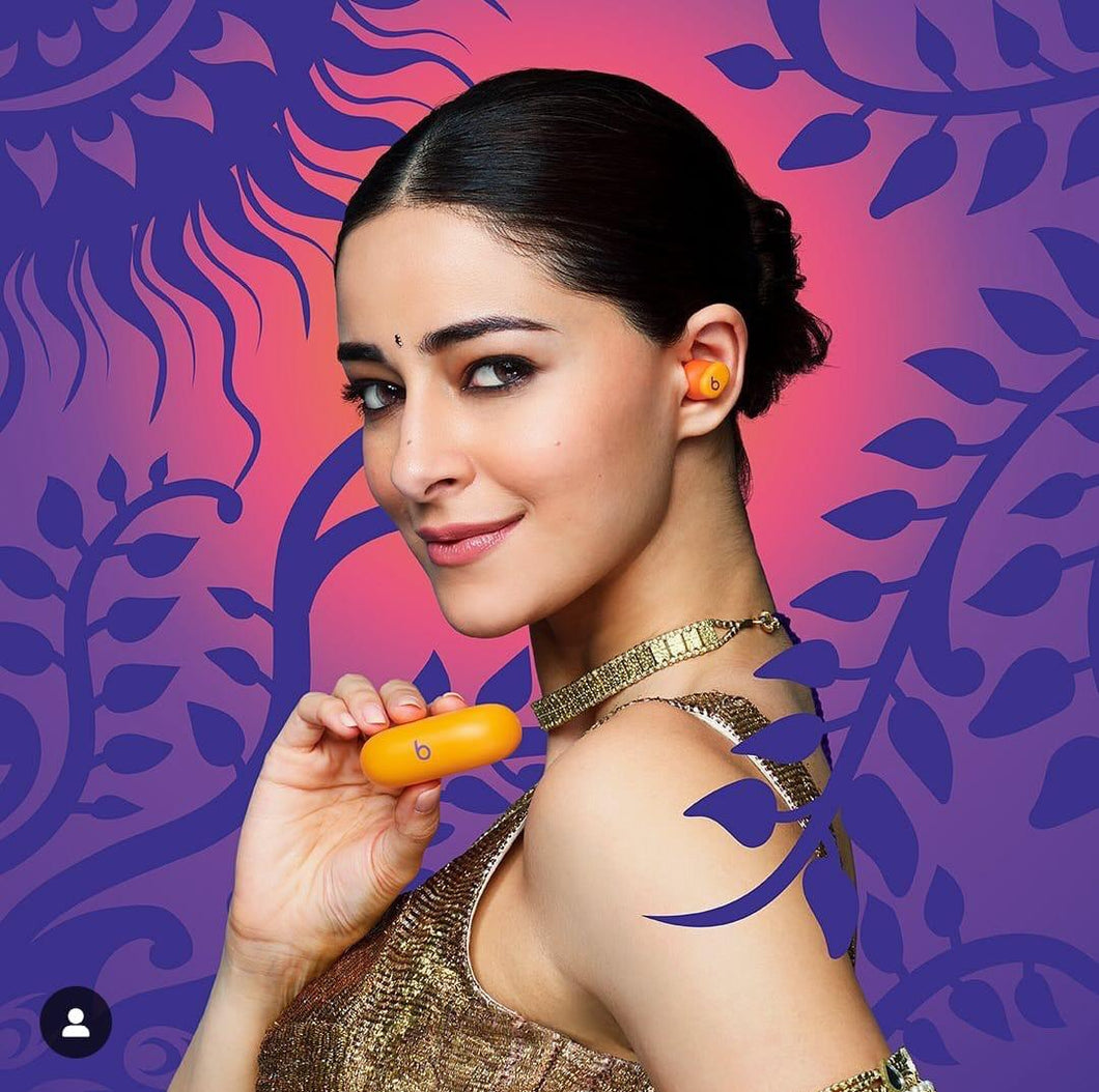 Ananya Pandey in our Thin Gold Choker