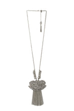 Load image into Gallery viewer, Embossed Fringe Silver Necklace
