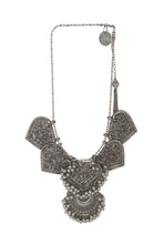 Load image into Gallery viewer, Paan &amp; Crescent Necklace
